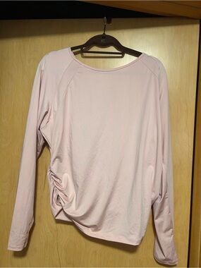 HALARA Long Sleeve Tee in Light Pink